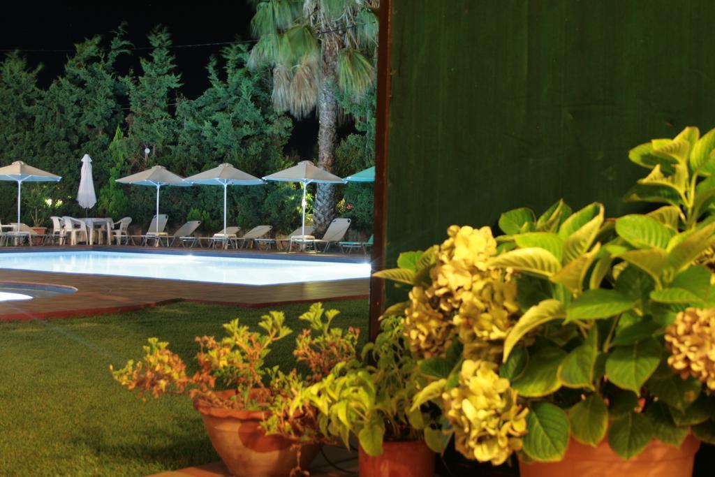 Apartament Kalithea - Heated Pool