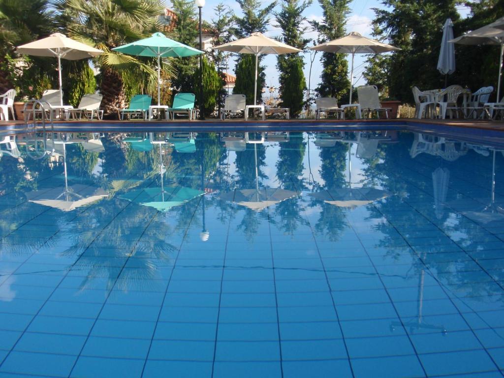 Apartament Kalithea - Heated Pool *
