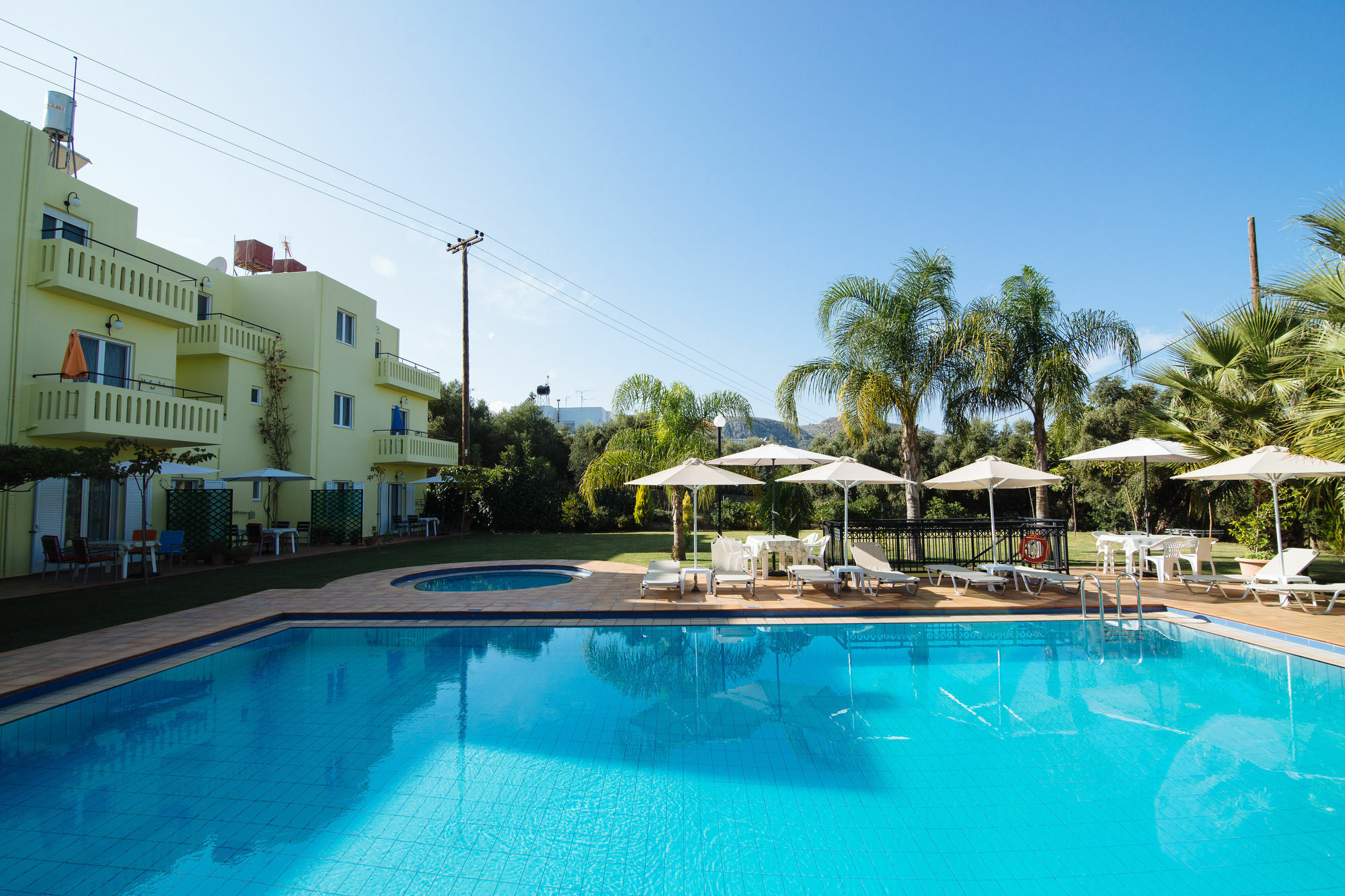 Apartament Kalithea - Heated Pool *